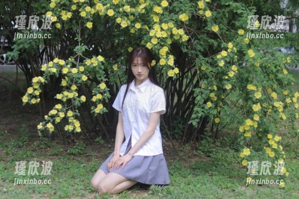 178吃瓜网 你能想象吗?178吃瓜网的那条链接,让我瞬间变身小侦探,边看边猜……