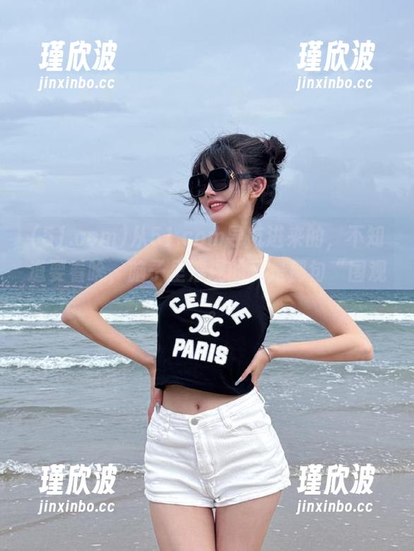 从51.com导航进来的，不知道要看啥，脑子里浮现的只是那句“围观”。