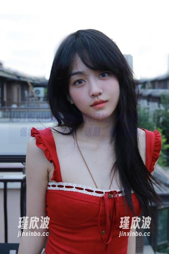 61吃瓜网网址：专注于瓜，偶尔聊聊‘中心’话题，毫无逻辑。