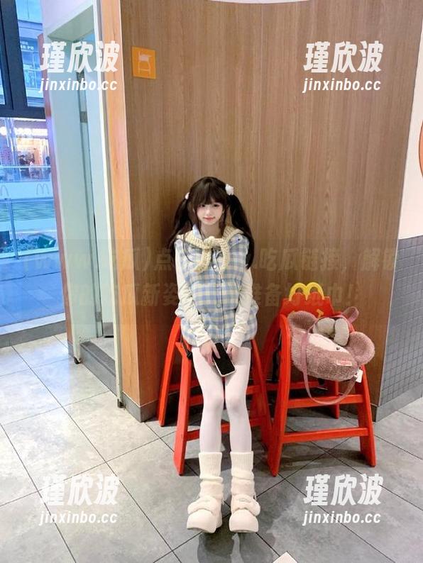 点击www.吃瓜链接，解锁你的吃瓜新姿势，快准备好纸巾！