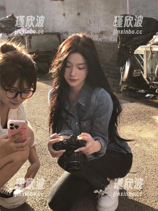 www.吃瓜网36w.cc网页随心所欲，热搜都成了眼花缭乱的风景线。