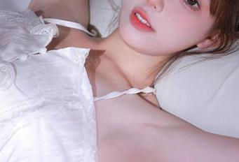 快来五一吃瓜网，今日吃瓜直达，想吃啥咬啥，没时间犹豫！