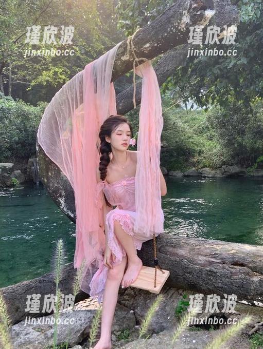 “五一黑料”不在原地，去新的地址收割更多！