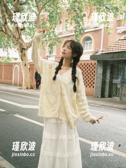 吃瓜福利 谁还在等?赶紧下载吃瓜福利,抢鲜体验瓜田秘境!