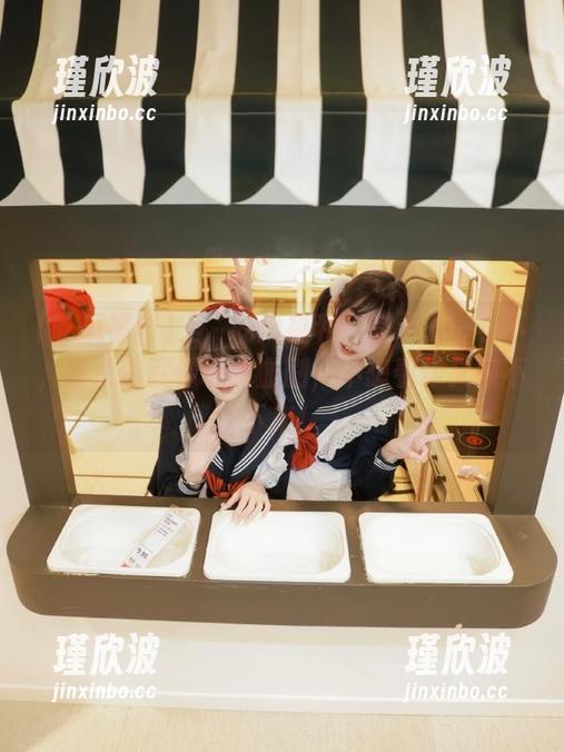 上“吃瓜福利”登录了一小下，瞥了瞥就像下狗血剧，不想看却又停不下来！