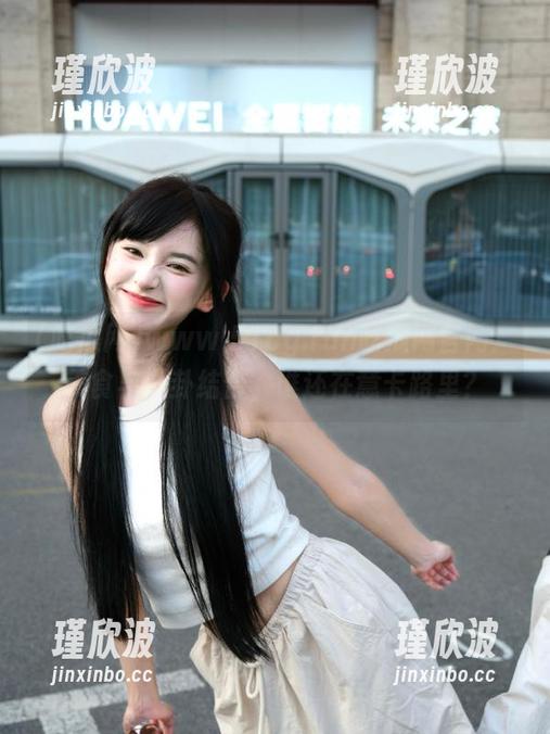 www.51cg.fun吃瓜网官网：美食与八卦结合，谁还在意卡路里？