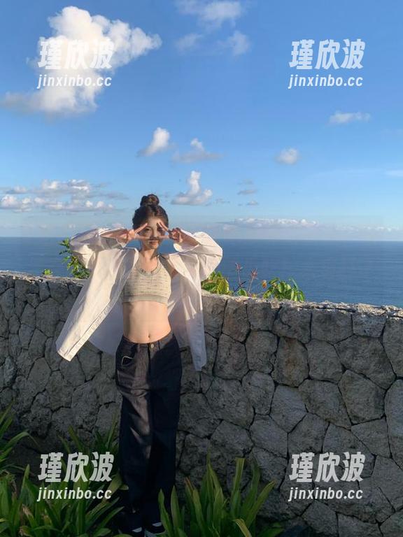 最新报道：靠吃瓜养活的我，居然在吃瓜网找到了免费的瓜吃！太疯狂了吧～
