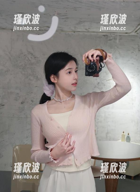 吃瓜网带来的链接秀，谁说不可以一边看瓜一边冒泡？