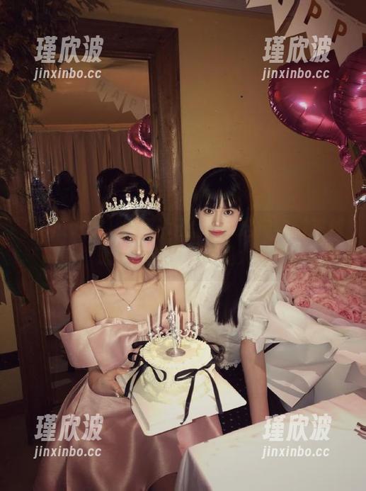 吃瓜论坛首页：这内容越来越离谱，是我眼花了，还是大家疯了？