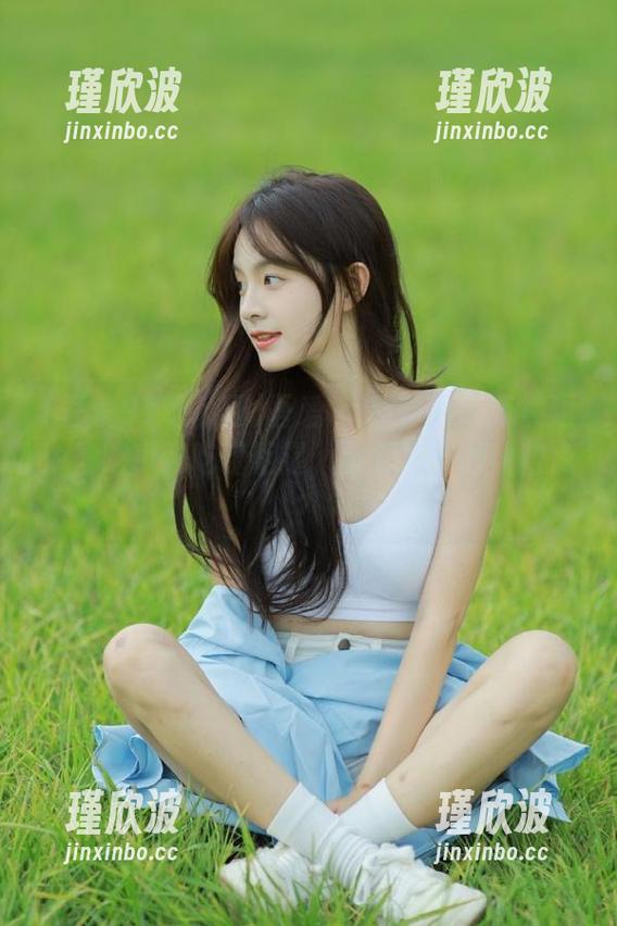 吾爱91吃瓜网最新视频：当吃瓜和吃糖相遇，会是怎样的甜蜜点？