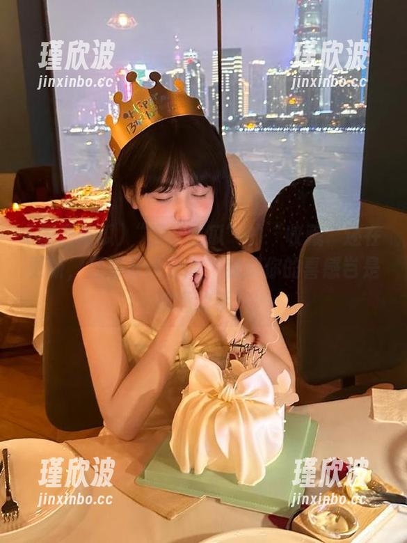 “国产吃瓜”的“收藏”还在更新，日常开怀无限，我跟你的喜感岂是棋逢敌手！