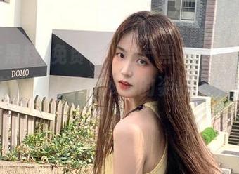 免费看“国产黑料”素材，结果更关心潜水员躺沙滩的姿势，完全被吸引了！