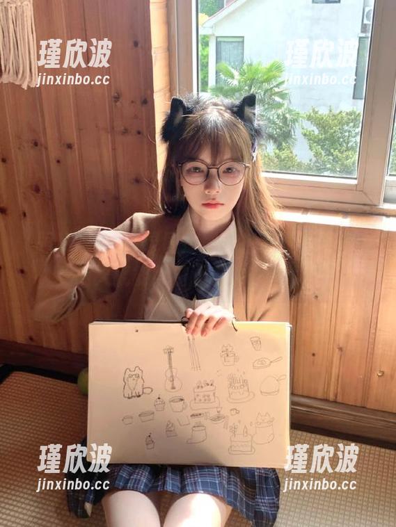 登录国产黑料，别小看这些瓜，我明天就能照猫画虎买一个同款了！