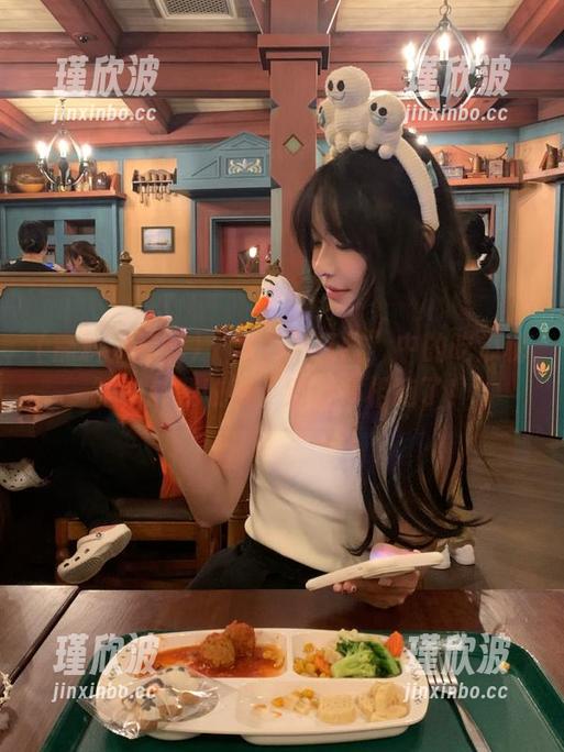黑料不打烊 “黑料不打烊”中的吃瓜秘籍,赶紧收藏,别让真相跑了!