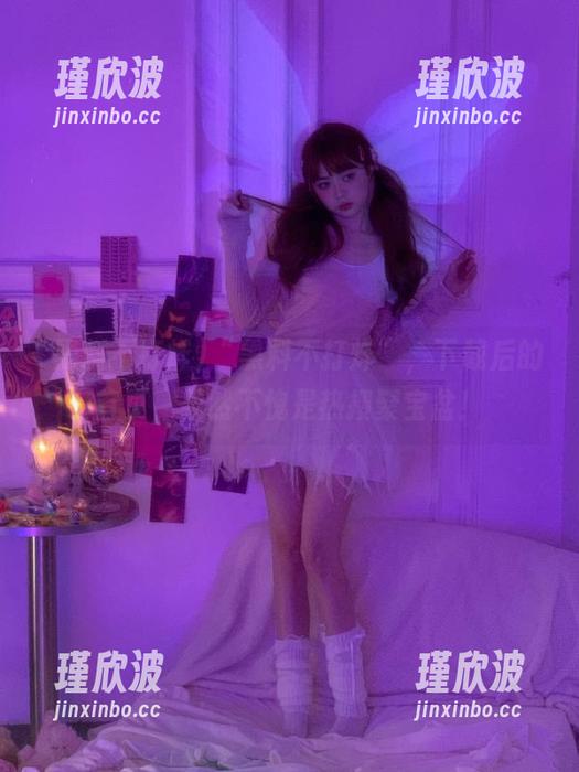 “黑料不打烊”，下载后的首页，果然不愧是热搜聚宝盆！