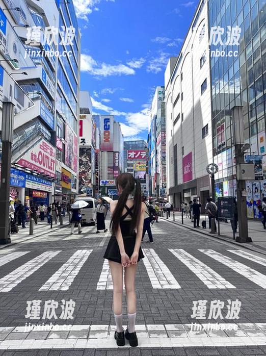 哎呀，黑料不打烊发布的新“传送门”又吸走我彩虹屁的心了！