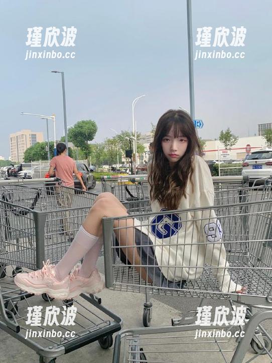 黑料正能量 黑料正能量官网的登录页面,看起来像个永无止境的八卦小说…