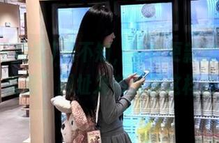 殊不知,最新更新的“黑料正能量”网址发布页是这样的…