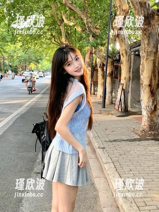 黑料爆料网在线，瓜一口接一口，吃完世界没烦恼！