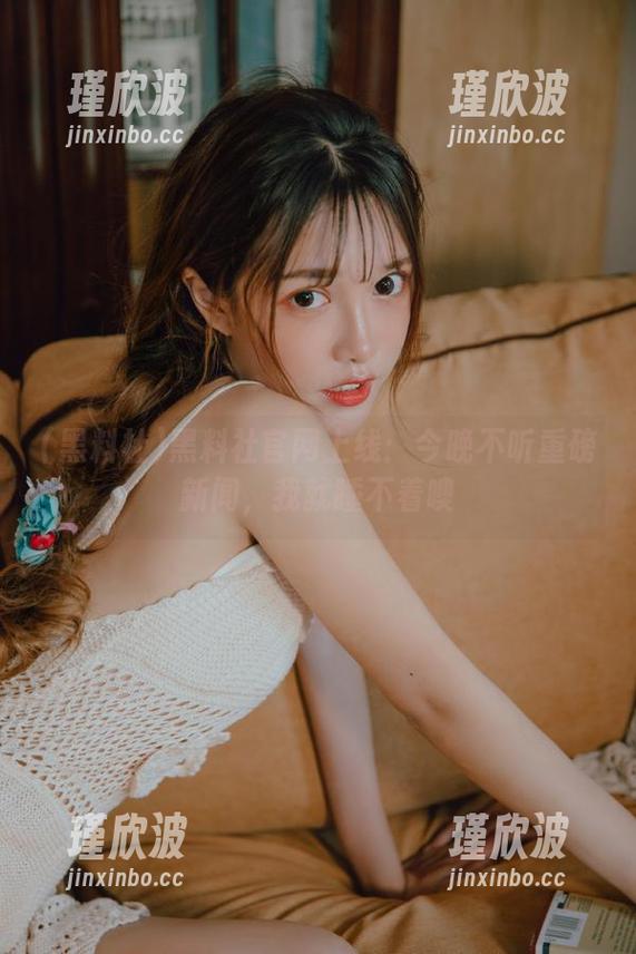 黑料社官网上线：今晚不听重磅新闻，我就睡不着噢